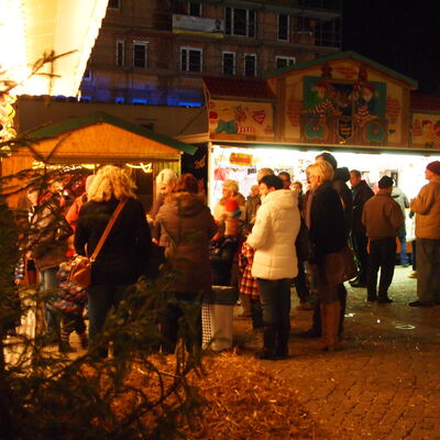 Bild vergr&ouml;&szlig;ern: Anklamer Adventsmarkt 2013