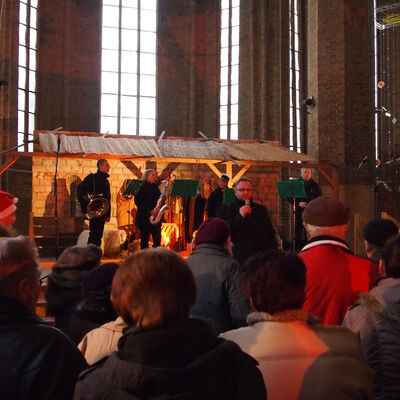 Bild vergr&ouml;&szlig;ern: Anklamer Adventsmarkt 2013