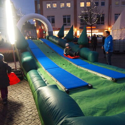 Bild vergr&ouml;&szlig;ern: Anklamer Adventsmarkt 2013