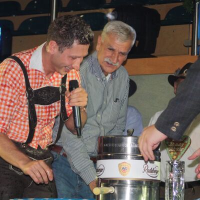 Bild vergr&ouml;&szlig;ern: Ball der Vereine 2014