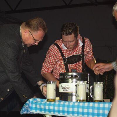 Bild vergr&ouml;&szlig;ern: Ball der Vereine 2014