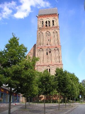 Kirche St. Marien - Blick auf die Westseite