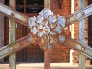Rosette - Detail eines Zaunes